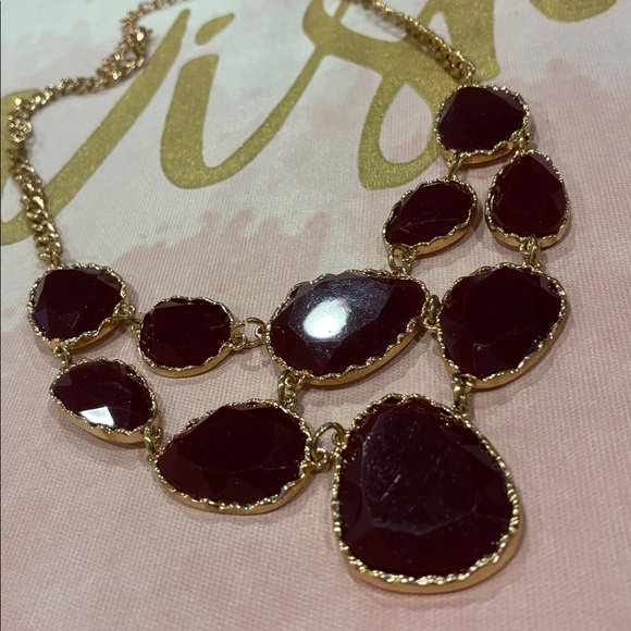Elegant Gold Tone and Red Beveled Reflective Statement Necklace